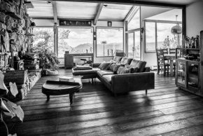 Mtn House w/ Stunning Views, Sauna, HotTub, Trails